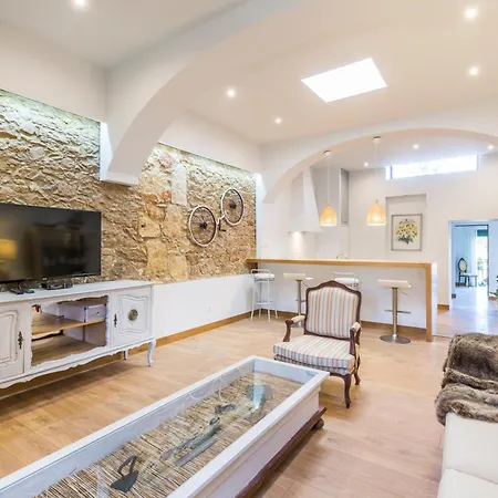 Villa Sea-view In + Shared Pool *