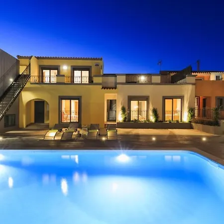 Sea-view In + Shared Pool Villa *