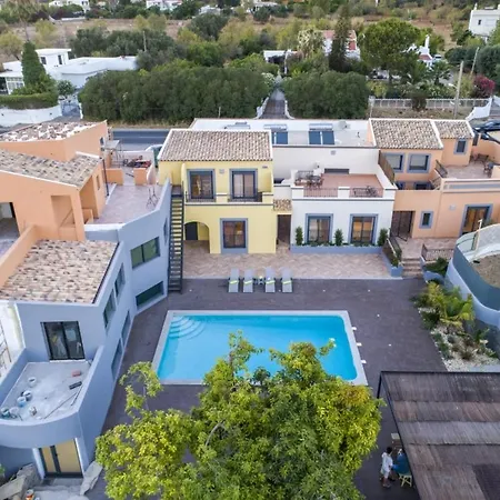 Villa Sea-view In + Shared Pool *