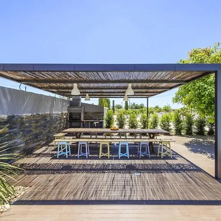 Villa Sea-view In + Shared Pool