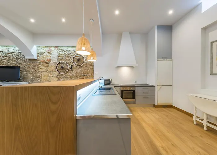 Sea-view In + Shared Pool ヴィラ Quelfes