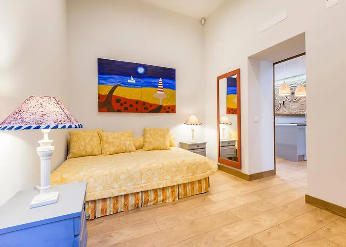 Sea-view In + Shared Pool